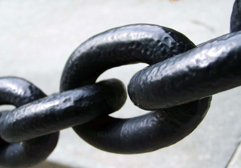 vaslánc, connect, metal artwork