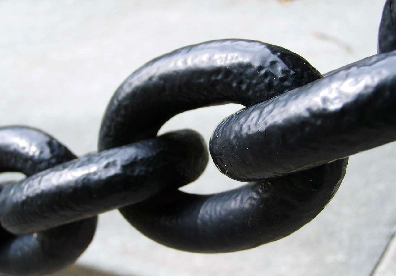 vaslánc, connect, metal artwork